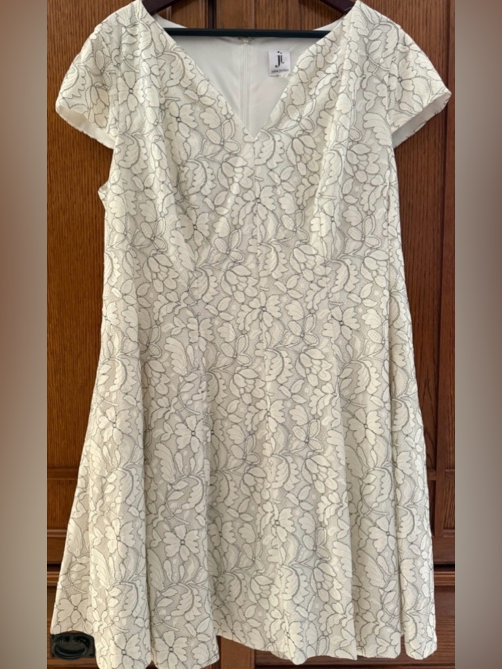 NWT Julia Jordan Floral Lace Midi Dress Fit & Flare Coquette Wedding Cocktail